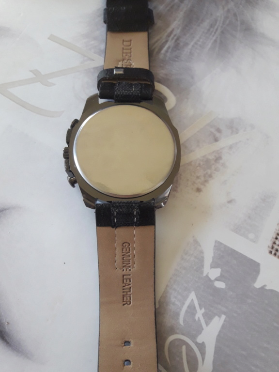 Montre Diesel : je recherche le modem de cette montre 20180610