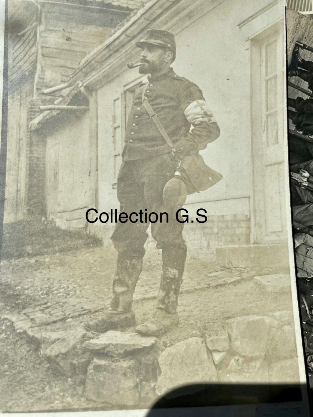 Quelques photos de soldats français avec des casques à pointe de prise - Page 4 A8d0c510