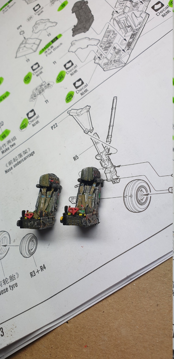 [Hobby Boss] 1/48 - Sukhoï Su-27 Flanker 20220232