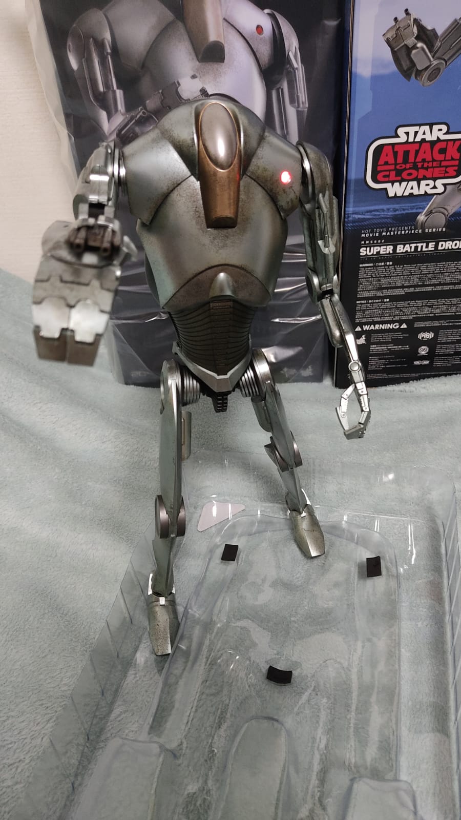 SuperBattleDroid - NEW PRODUCT: HOT TOYS: STAR WARS EPISODE II: ATTACK OF THE CLONES™ SUPER BATTLE DROID™ 1/6TH SCALE COLLECTIBLE FIGURE Whats162