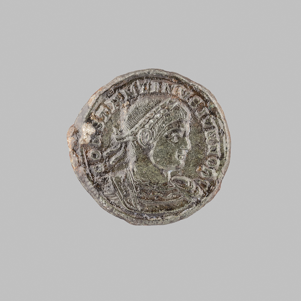 AE3 de Constantino II. GLORIA EXERCITVS. Dos estandartes entre dos soldados. _asn7712