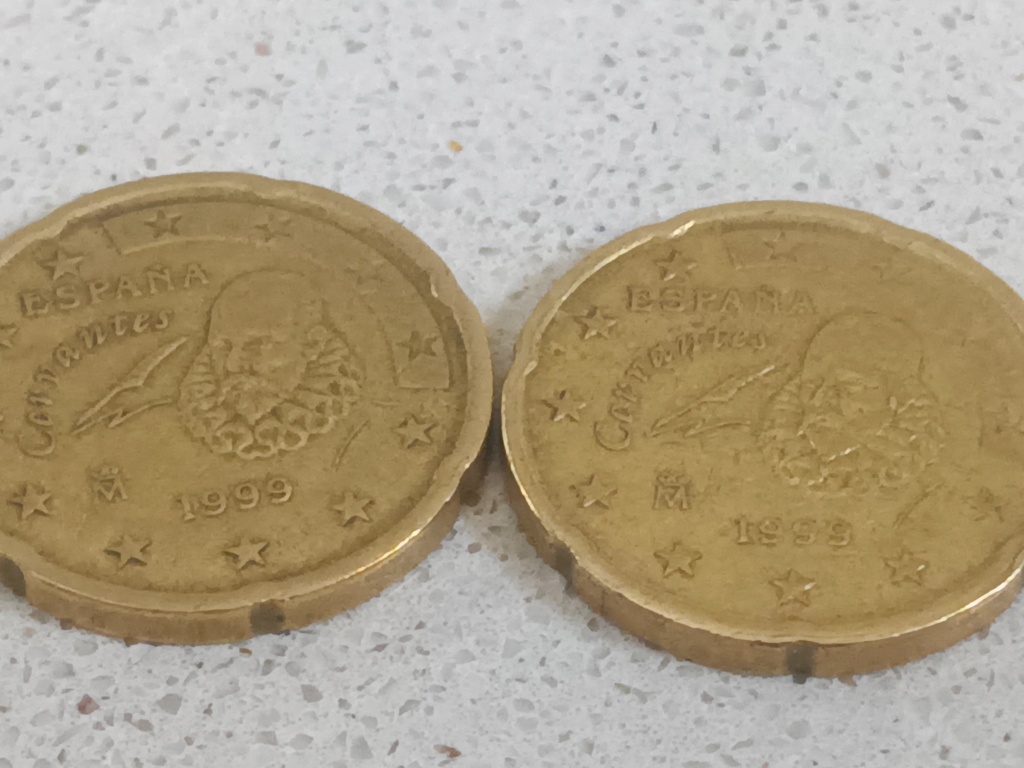 20 céntimos con exceso de metal en la oreja Img_2017