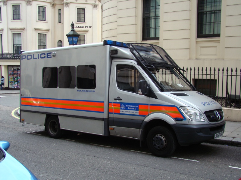 photos de véhicules d interventions de Londres Dsc01710