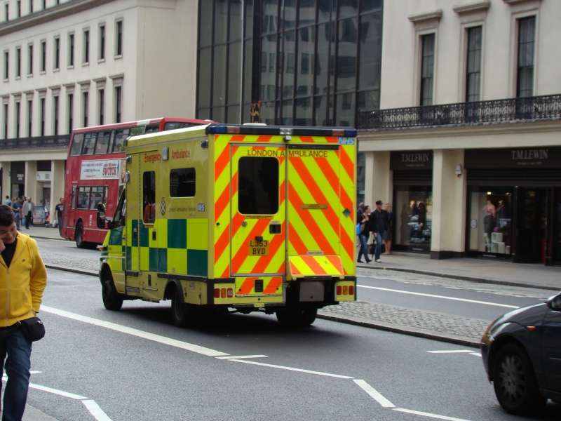 photos de véhicules d interventions de Londres Dsc01717
