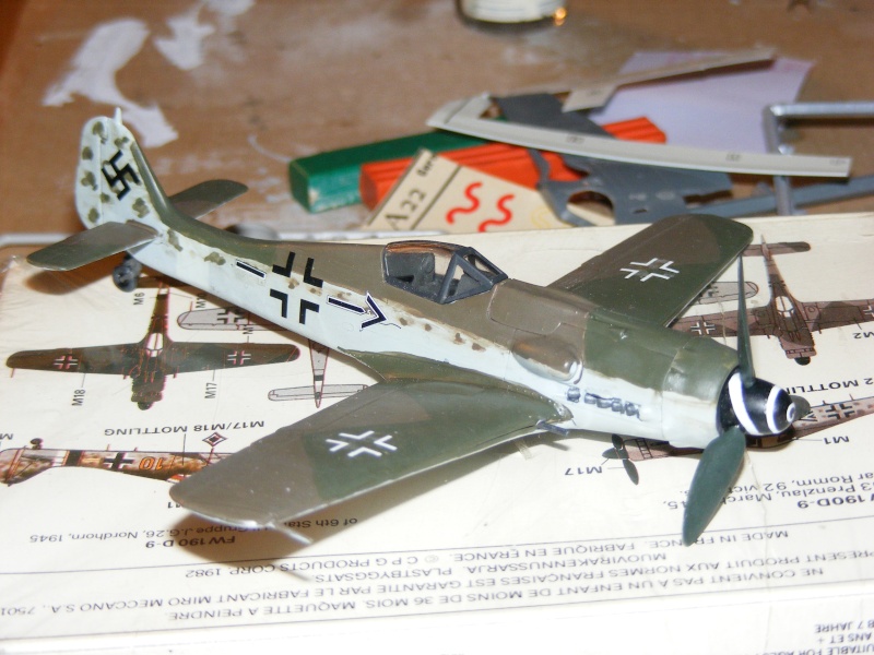 FW 190 D-9 Airfix 1/72 monté en groupe... - Page 12 Dscf9615