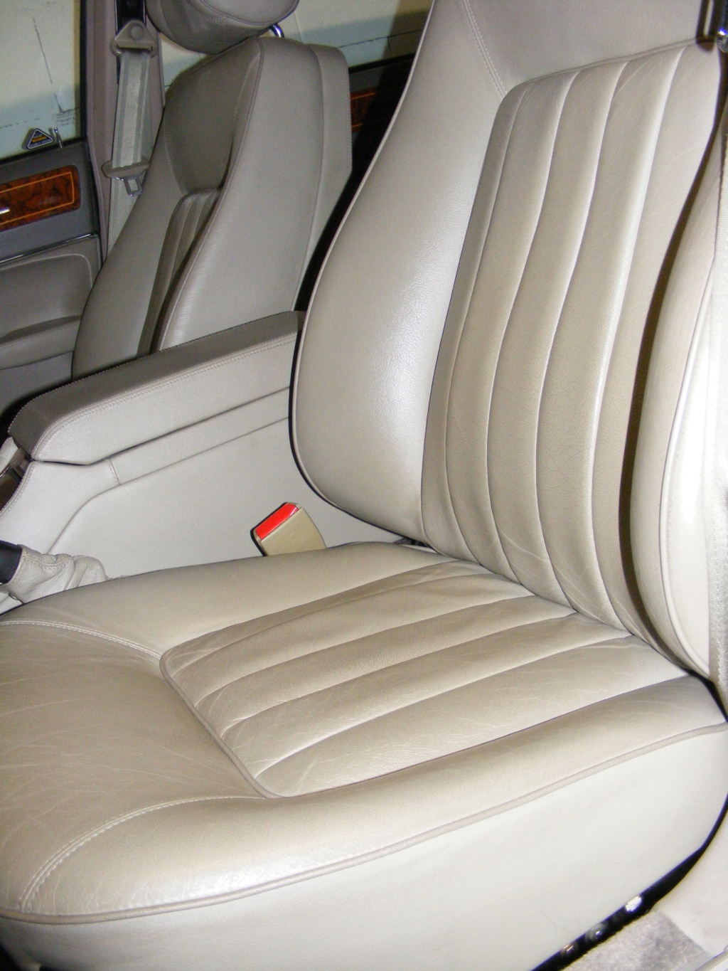 Daimy(Daimler XJ40 1993 4L 226cv ) Dscf4118