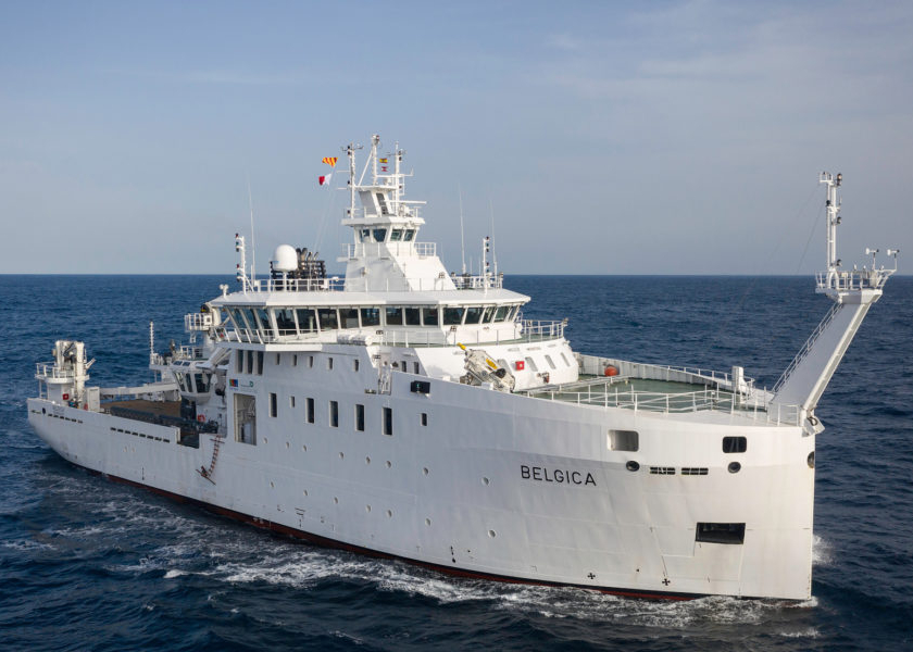 New Federal Research Vessel BELGICA - Page 9 E1g4gv10