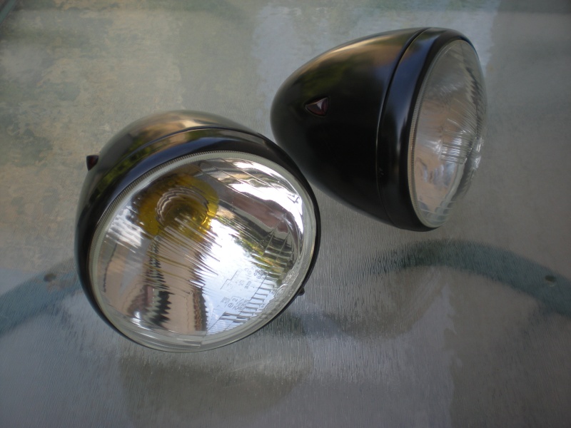 paire de phares traction 190 mm optiques " modernes" . 210