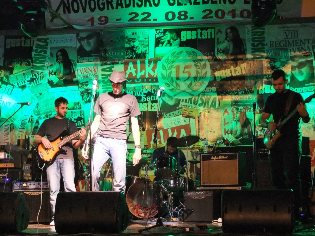 Novogradiko glazbeno ljeto 2010. Dscf1113