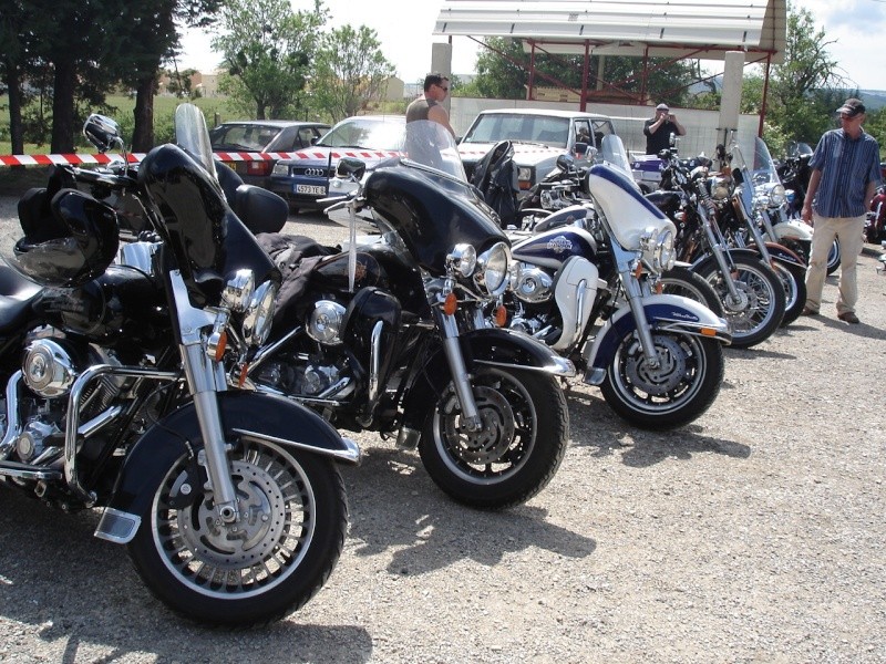 Motos en fete au pays de Sault  juin 2010 Dsc03916