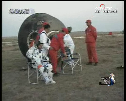 [Shenzhou 7] retour sur Terre - Page 5 Vlcsna34