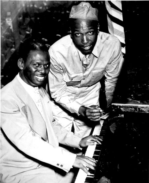 EARL HINES 488px-10