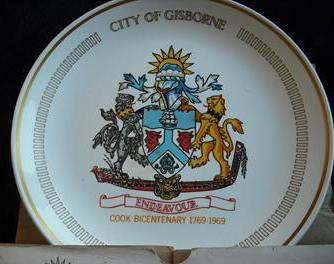 Cook Bicentenary Plate 1769 -1969 is Bicentenary Plate pattern 548  Cook_b10