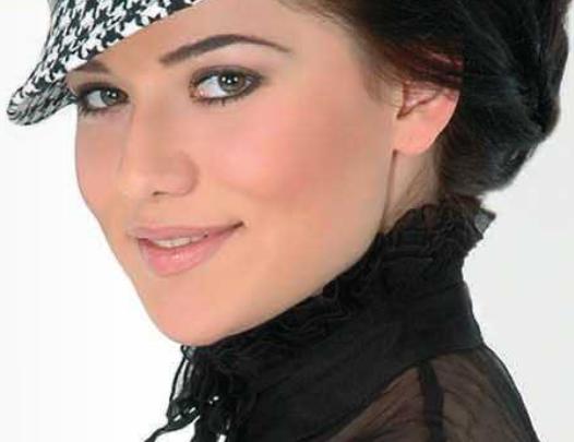 Fahriye Evcen   Aaaaaa10