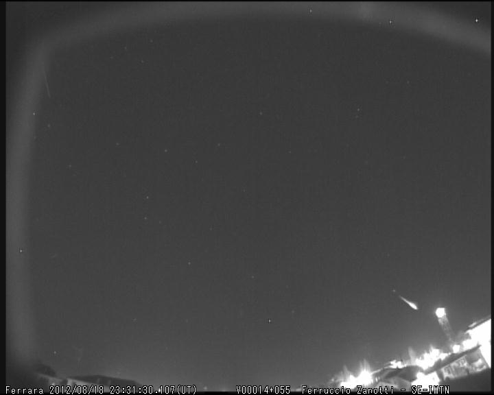 Fireball  2012.08.18_23.31.30 ± 1 U.T. M2012042