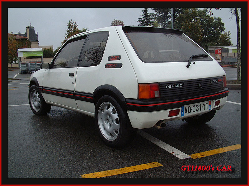 [coyote2809] Peugeot 205 GTI 1.9 blanc [photo bilstein B6, P16] - Page 9 Dscf0012