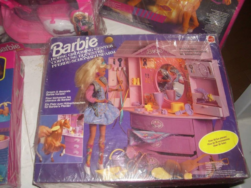 [VENDO]BARBIE CENTRO BELLEZZA EQUESTRE  CON SPECCHIERA   DEL 1991  della MATTEL Barbie13