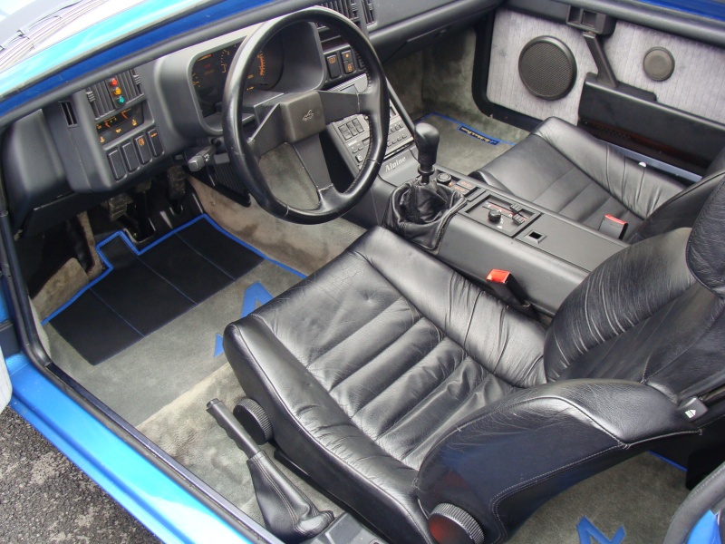 Les Alpine GTA - A610 et leurs intérieurs  Int_gt10