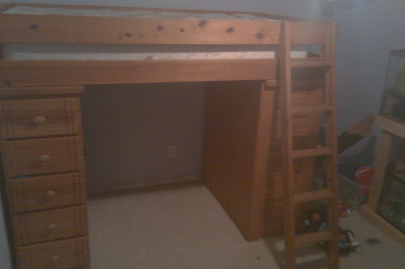 FS loft bed pick up only Saginaw(SOlD) Imag0110