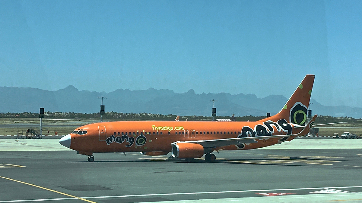 Sur l'aéroport de CapeTown  -Afrique du Sud- Img_0074