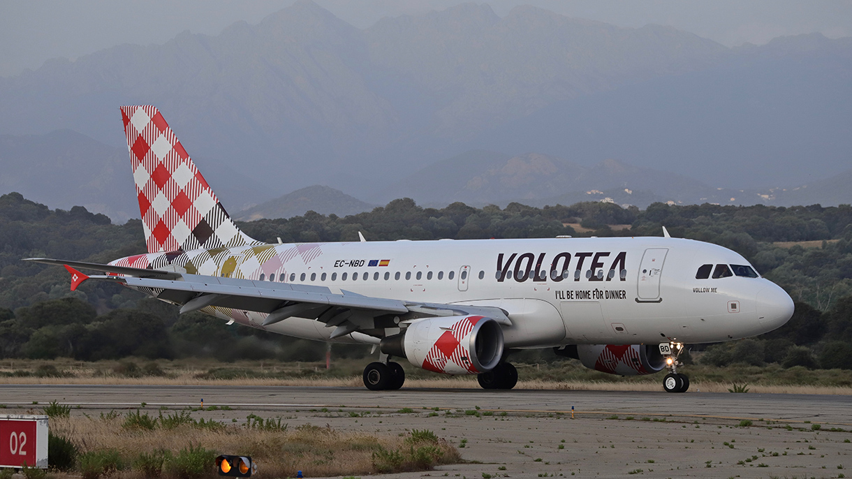 Les appareils de la flotte VOLOTEA (vus en Corse ). Img_0505