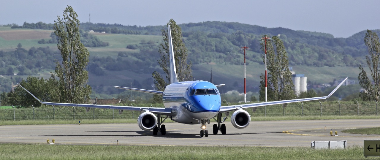 EuroAirport - Bâle-Mulhouse - 2017 & 2018 - Page 2 Img_0719