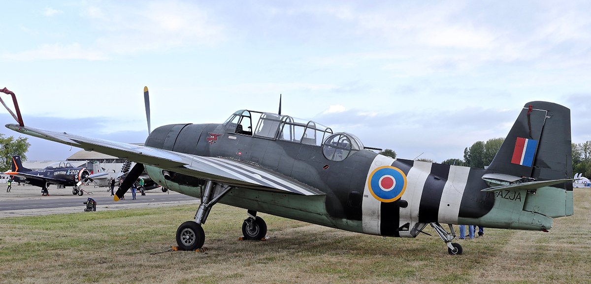 Air Legend 2019 - Aérodrome Melun - Villaroche - Page 18 Img_1389