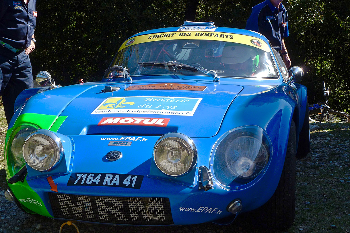 La MATRA 610 MS3 Coupé "Napoléon" au TdHC 2011. P1020110