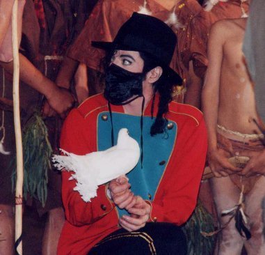 Collection MJ-Story : Michael et les animaux ^^ - Page 8 74365410