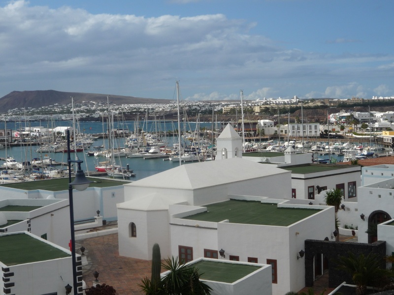 Canary Islands, Lanzarote, Puerto de Carmen, Playa Blanca 17310