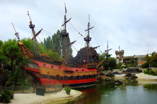 CAPTAIN HOOK'S PIRATE SHIP - Adventureland 16-10-16