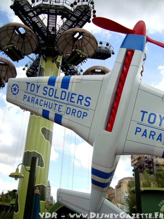 TOY SOLDIERS PARACHUTE DROP (Toy Story Playland)  - Pagina 4 4192910