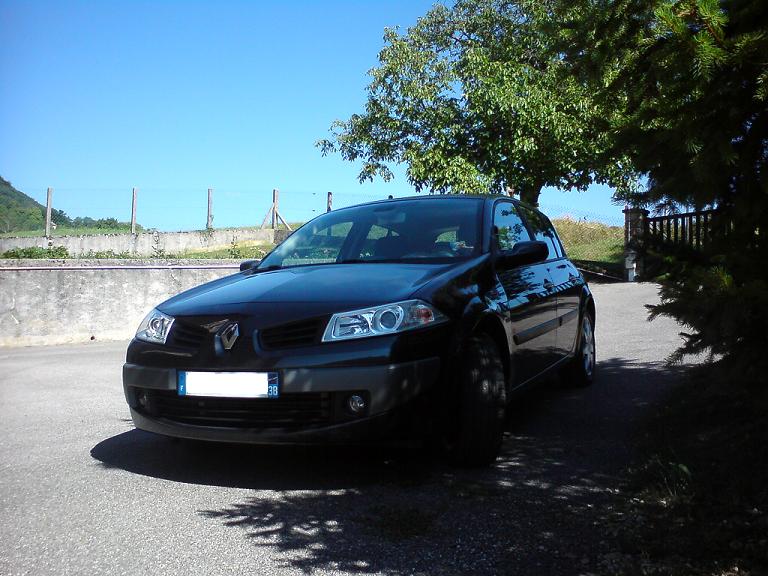 Ma "Black Shadow" : mégane 2 phase 2 dynamique 1.5l dci105 Dsc01515