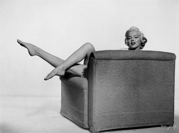 Marilyn Monroe - Page 3 D8812b10