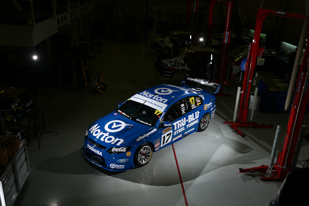 2012 V8 Supercars Discussion  - Page 12 61342_14