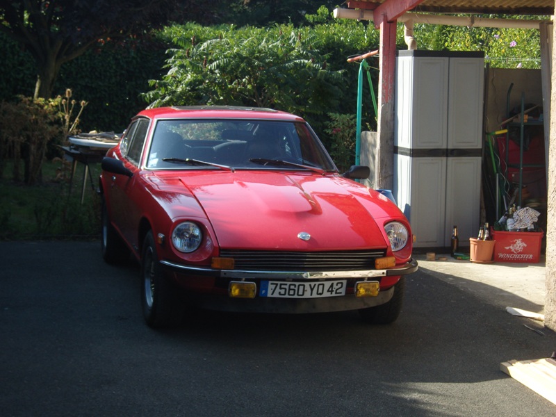 Datsun 260Z 2+2 rouge... présentation enfin!! Sn151216