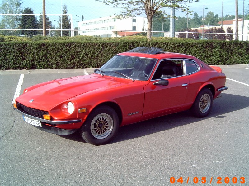 Datsun 260Z 2+2 rouge... présentation enfin!! St-gal11