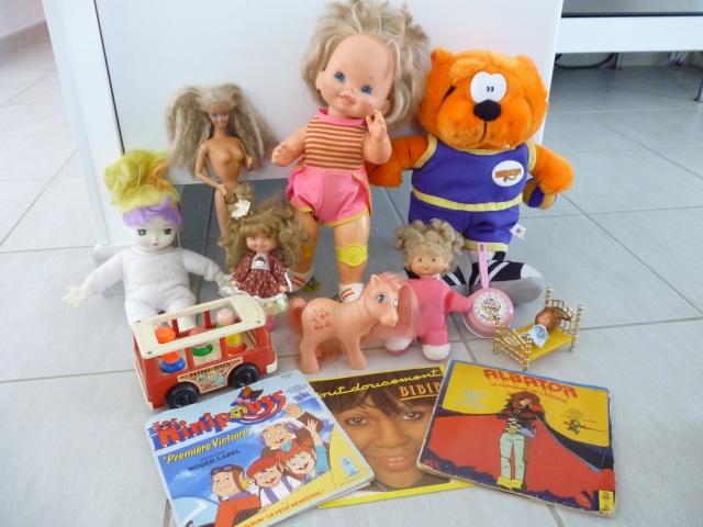 Trouvailles en Brocante, Bourse Aux jouets, Vide Greniers ... - Page 3 P1190811