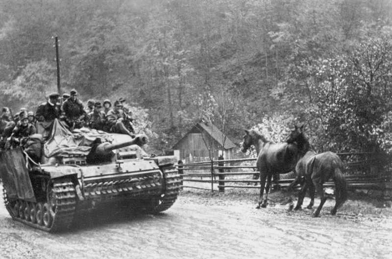 STURMGESCHÜTZ, l'artillerie d'assaut de la Wehrmacht ! 3b10