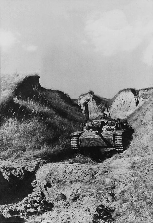 STURMGESCHÜTZ, l'artillerie d'assaut de la Wehrmacht ! I10
