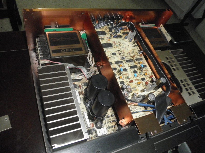 Vintage - Technics SE-M100 Digital Power Amplifier Vintage - Technics SE-M100 Digital Power Amplifier