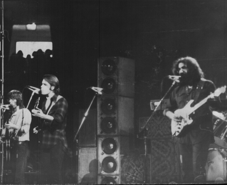 Grateful Dead - Pics - Page 9 1973_011
