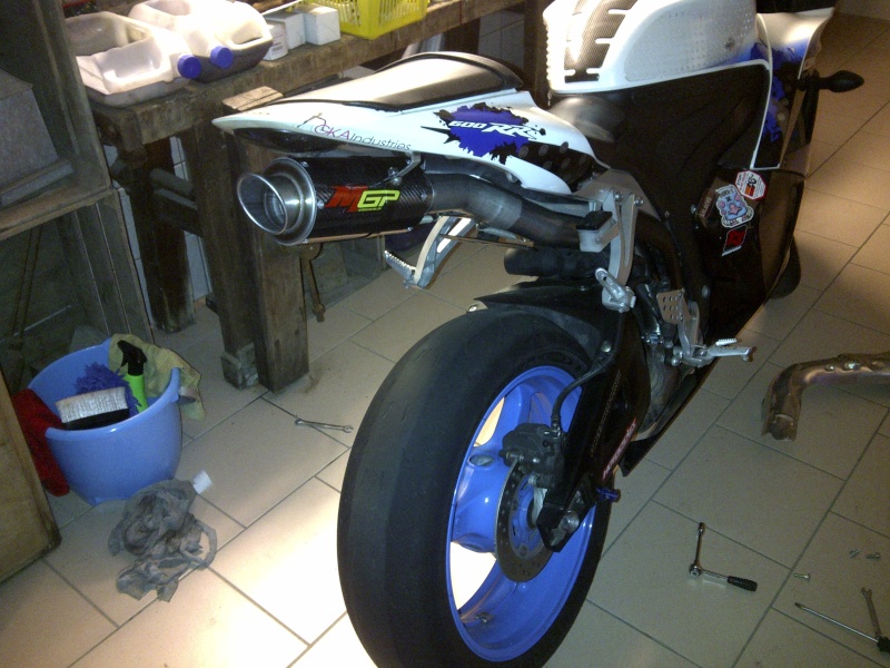 CBR 600 RR limited Img-2011