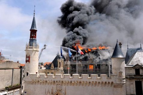 Incendie de la mairie de La Rochelle Bb531510