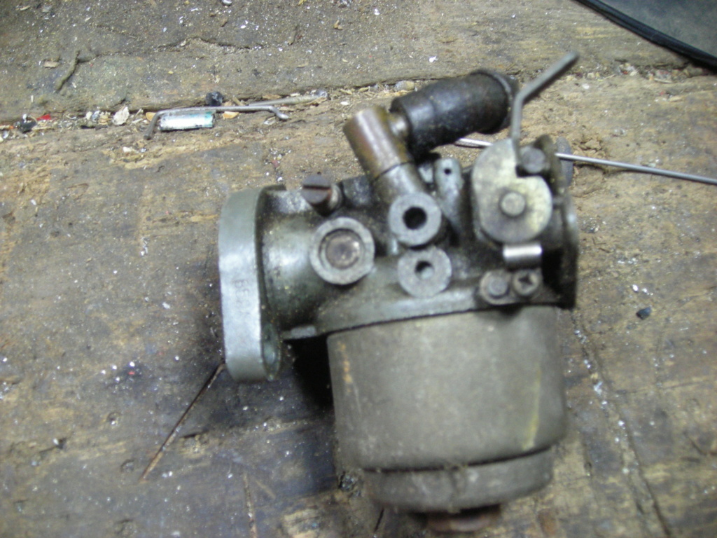 carburateur - ( Recherche) carburateur pour motoculteur Honda F42 - Page 2 Dscn5412