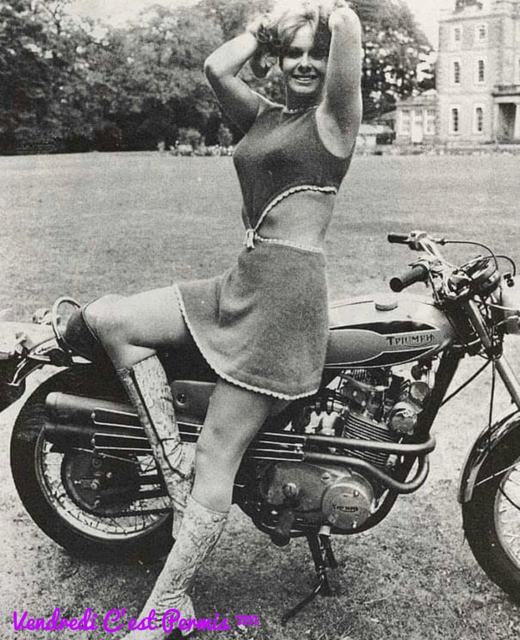 Babes & Bikes - Page 23 20574710