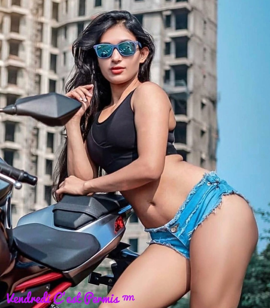 Babes & Bikes - Page 2 20757410