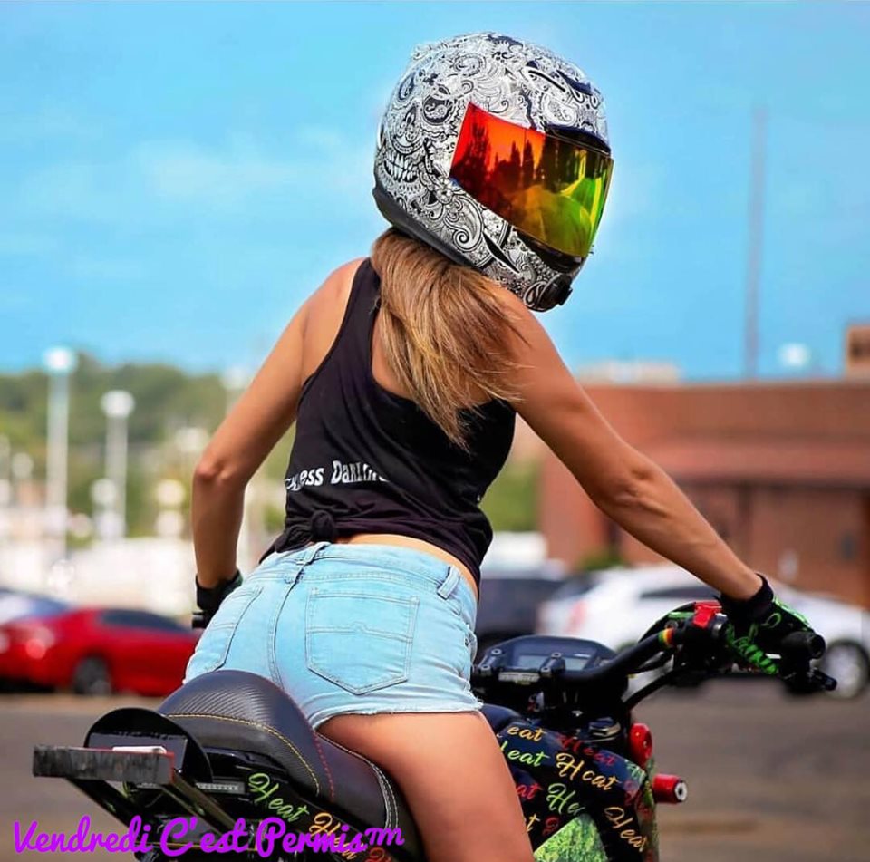 Babes & Bikes - Page 11 67510510