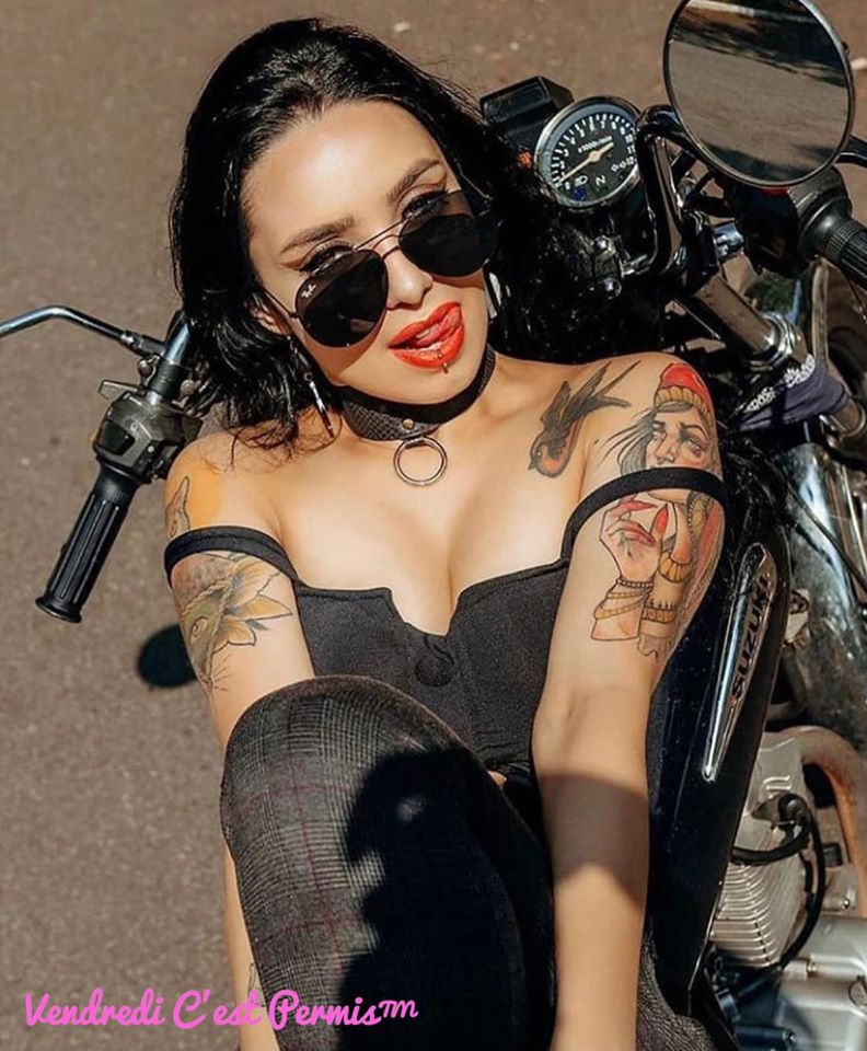 Babes & Bikes - Page 3 86369410