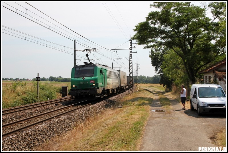 Photos et vidéos de la ligne Bordeaux - Toulouse - Narbonne - Sète (Fil 2) - Page 19 Sjy_le10
